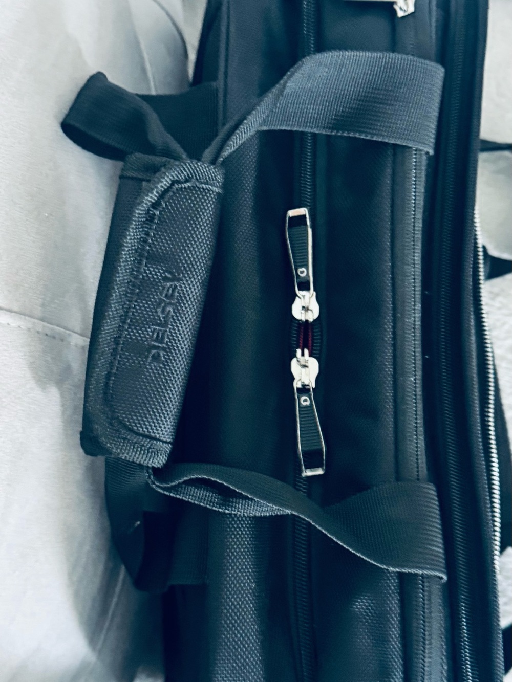else Black Professional Laptop Briefcase with Shoulder Strap - Picture 6 of 6